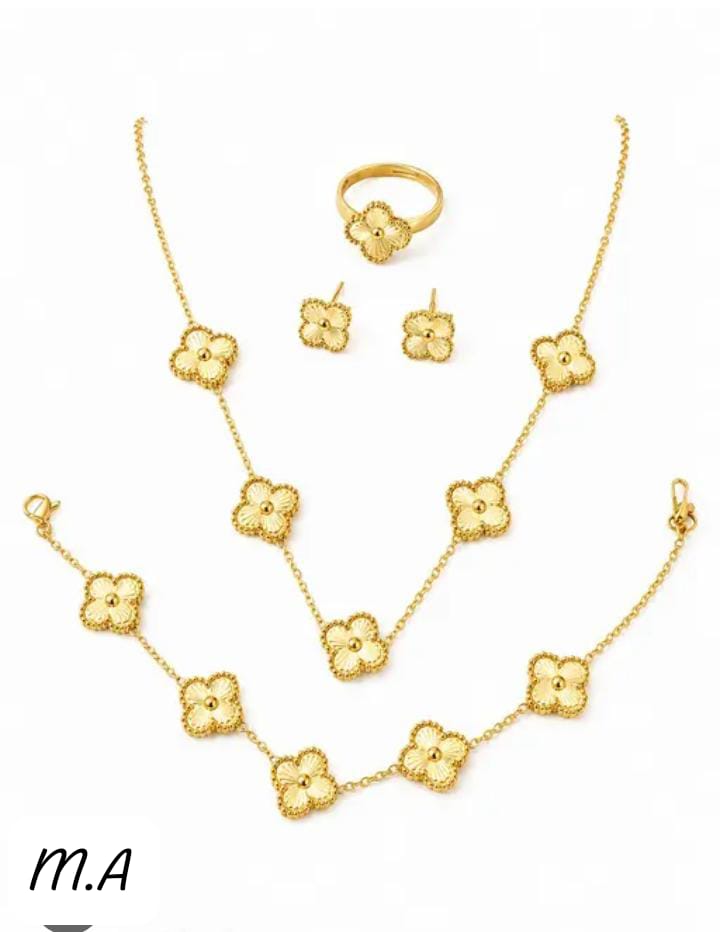 Elegant Clover Flower Jewellery Set – Gold-Tone Necklace, Bracelet, Earrings & Ring