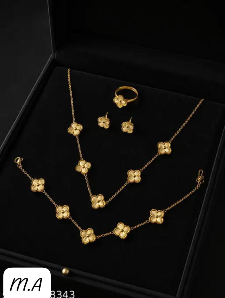 Elegant Clover Flower Jewellery Set – Gold-Tone Necklace, Bracelet, Earrings & Ring