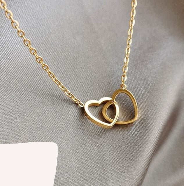 Elegant Double Heart Love Necklace – Minimalist Gold Pendant