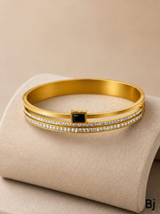 Elegant Gold-Tone Crystal Stone Bracelet – Luxury Layered Bangle