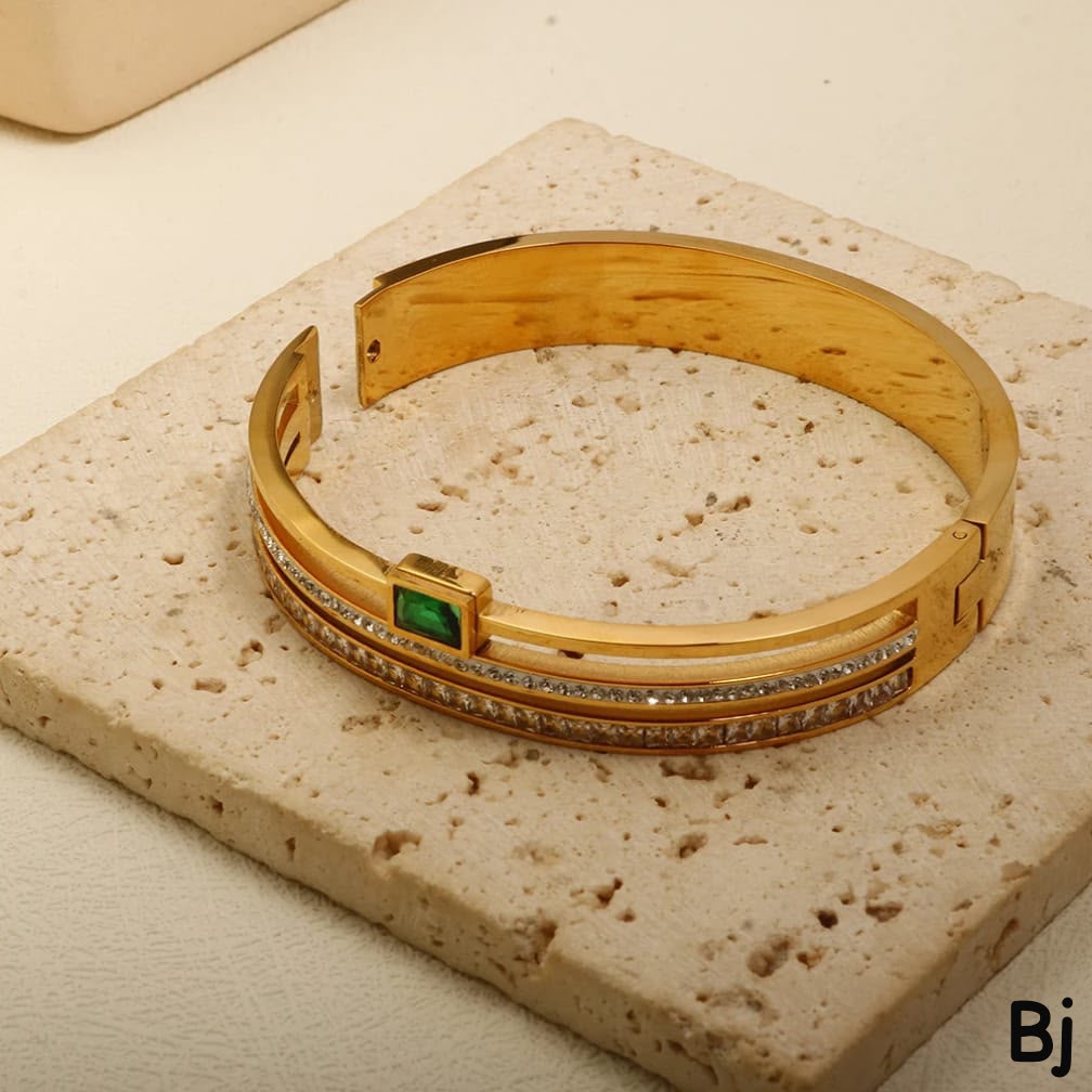 Elegant Gold-Tone Crystal Stone Bracelet – Luxury Layered Bangle