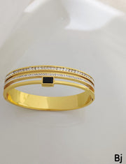 Elegant Gold-Tone Crystal Stone Bracelet – Luxury Layered Bangle