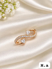 Eternal Infinity ring – gold infinity design with sparkling hearts